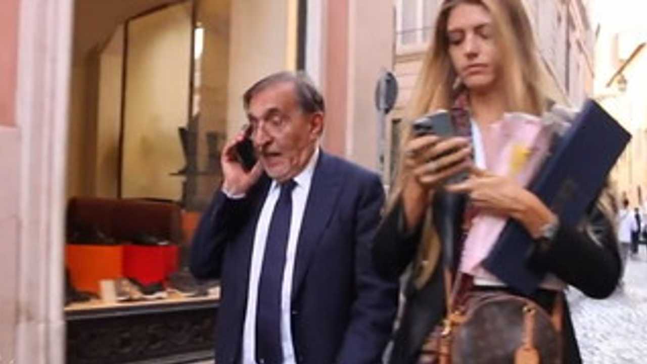 Chi è Camilla Bianca Mattioli, biondissima 29enne assistente di La Russa? Curiosità e biografia