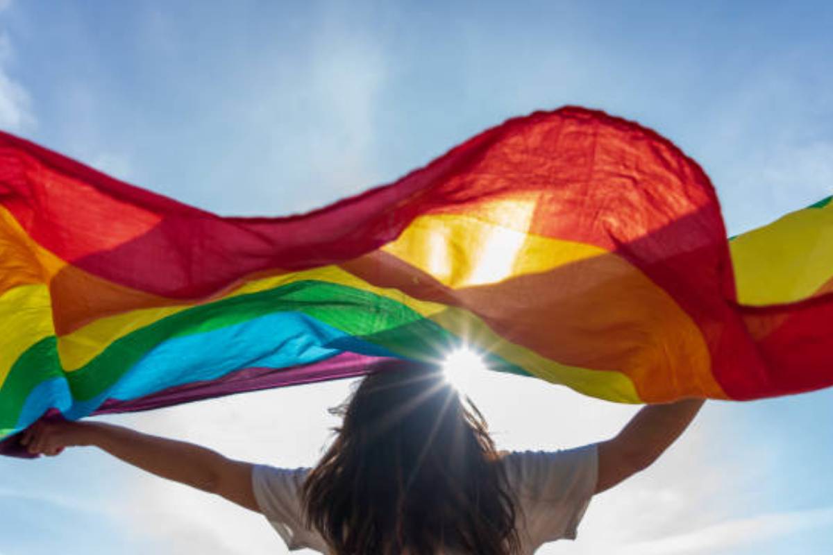 In Grecia sono stati legalizzati i matrimoni e le adozioni omosessuali.