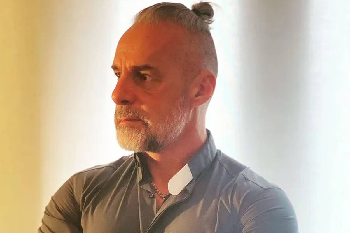 Don Giuseppe Fusari - prete culturista
