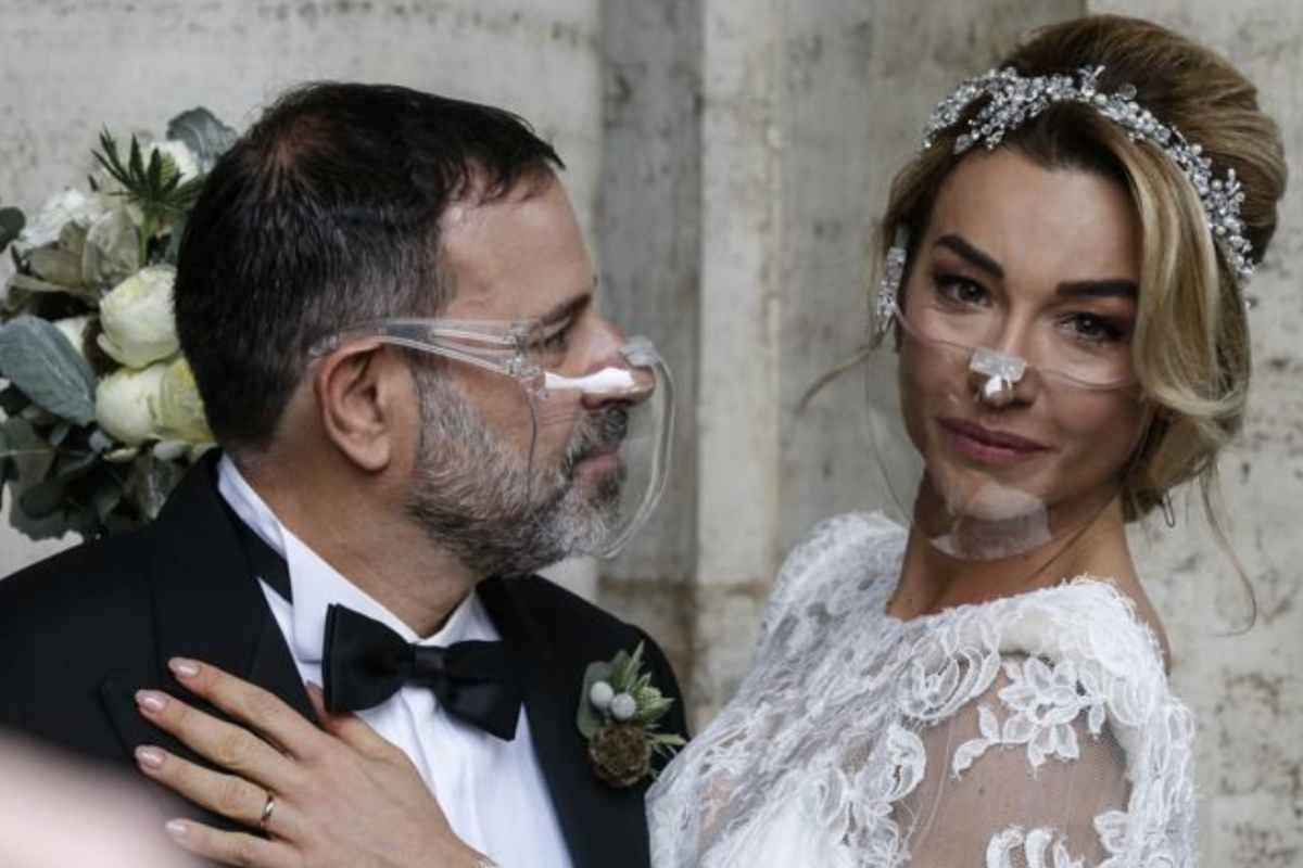 Silvia Salis e Fausto Brizzi si sono sposati nel 2020 e ora hanno un figlio.