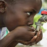 La maggioranza della popolazione globale non ha acqua potabile sicura: le cifre sono sconcertanti