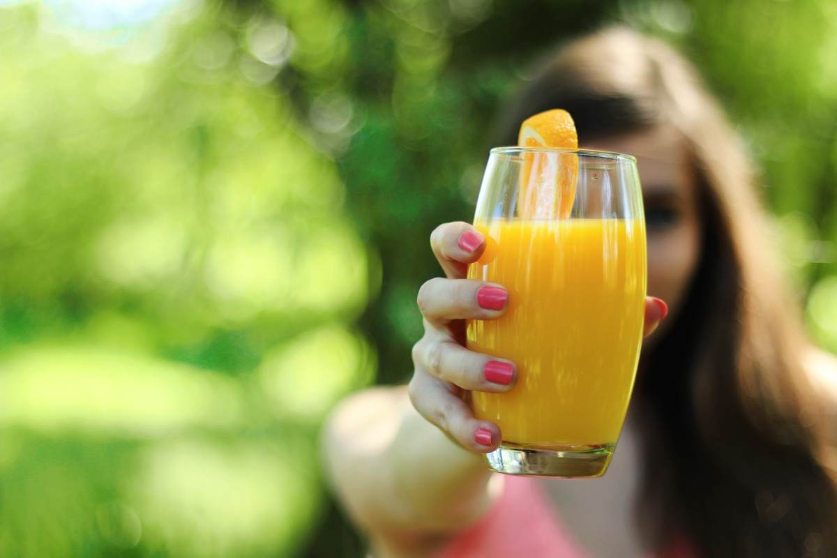 Non berla al mattino: sembra incredibile ma questa bevanda può fare tutt’altro che bene