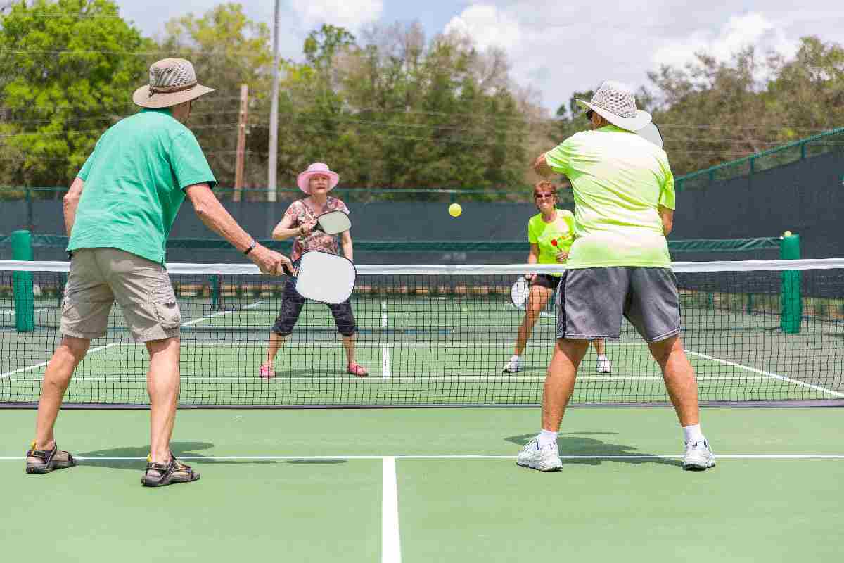 Pickleball trend in Italia: mix tra tennis, badminton e ping pong, sarà il nuovo padel?