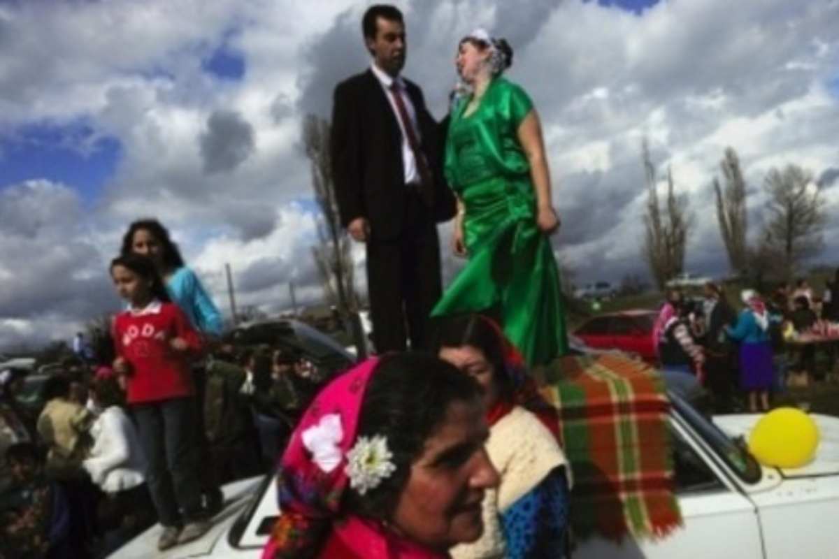 Spose in vendita: la storia (d’altri tempi) del mercato matrimoniale dei Kalaidzhi in Bulgaria