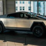 Perché il Tesla Cybertruck è stato richiamato per la settima volta in un solo anno?