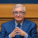 Chi è Tommaso Foti, il nuovo ministro per gli Affari europei? La sua carriera professionale e quella politica