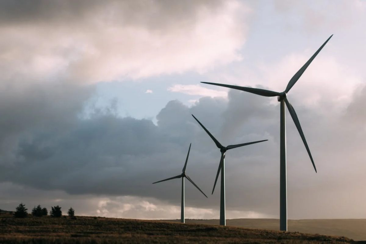 Gli impianti eolici sono davvero una soluzione eco friendly? Il problema dello smaltimento è un’incognita