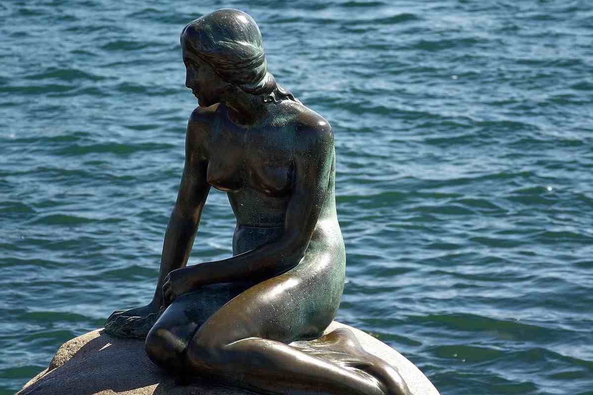 La Sirenetta non finisce come pensi: il vero finale che Disney non ha mai raccontato