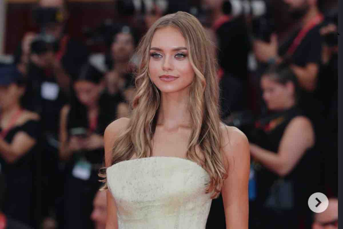 Chi è Laila Hasanovic, tra la relazione con Sinner e la carriera (qual è il suo legame con Miss Universo?)