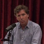 Chi è Tucker Carlson, conservatore e podcaster che sta spaccando in due la destra americana