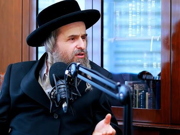 Chi è Elhanan Beck, il rabbino che critica Israele